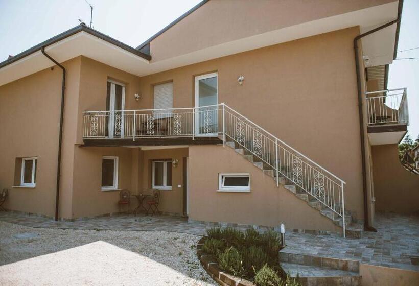 פנסיון Affitta Camere La Fenice Di Folli Lorella