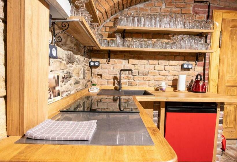 פנסיון Ave Restaurant