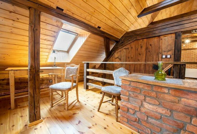 פנסיון Ave Restaurant