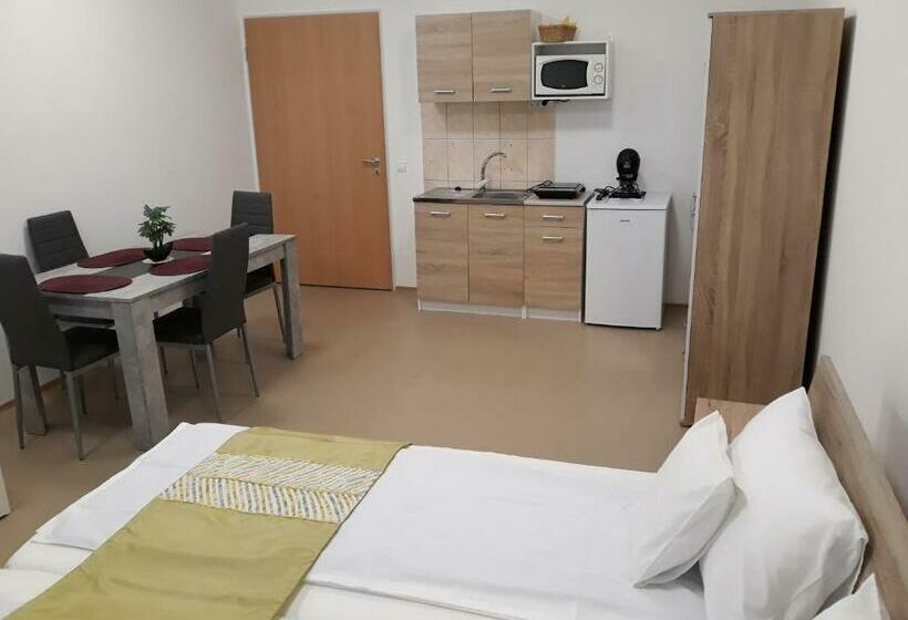 פנסיון Bella Vendégház Mórahalom