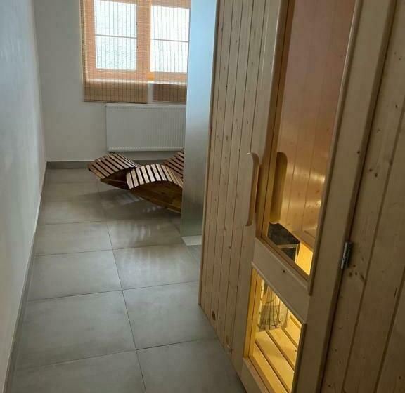 פנסיון Bezručova škola