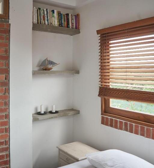 پانسیون Casa Caracola