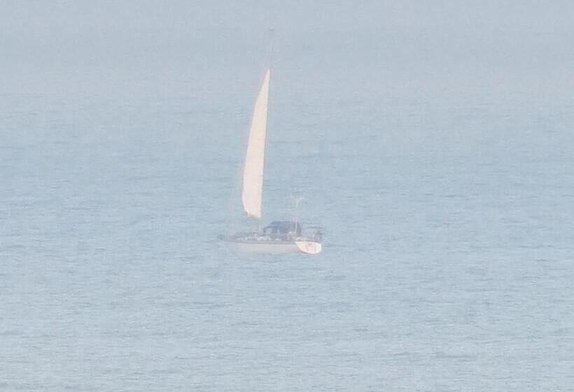 بنسيون Casa Caracola