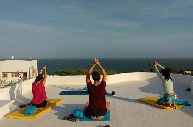 پانسیون Casa Caracola