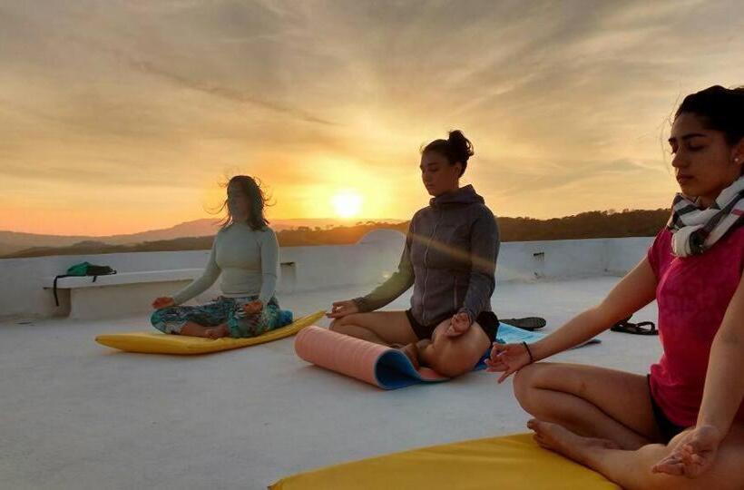 پانسیون Casa Caracola