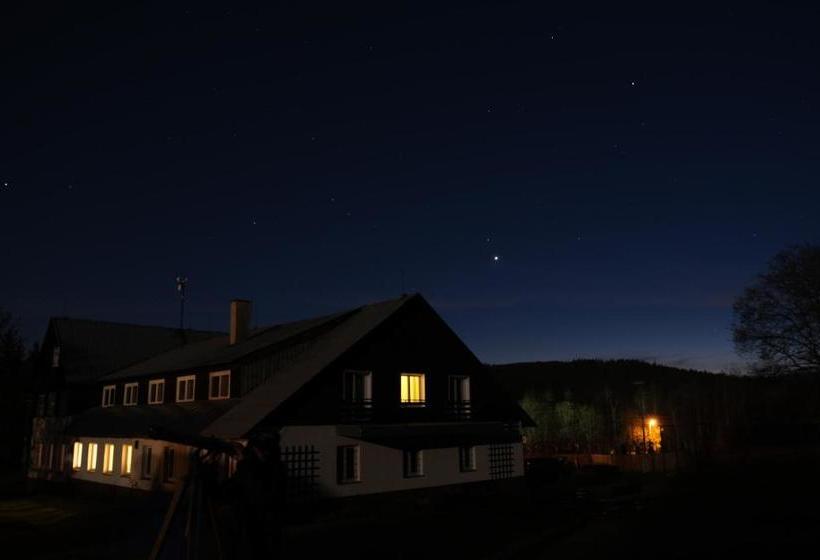 ペンション Chata Na Souši