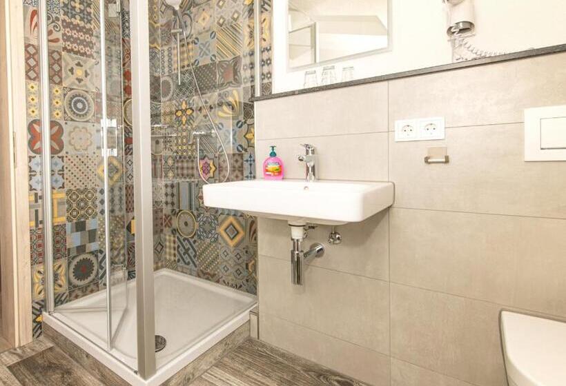 بنسيون Fba Village