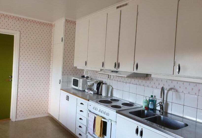 פנסיון Hook&cup