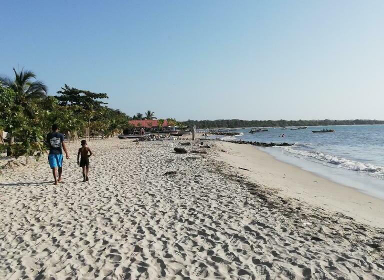 Пансион Hostal Coral Blue