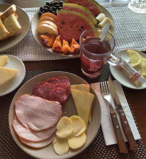 Пансион Hunnia   Huntanya