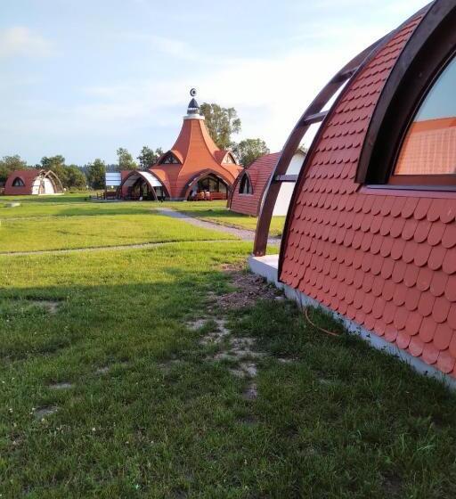 Пансион Hunnia   Huntanya