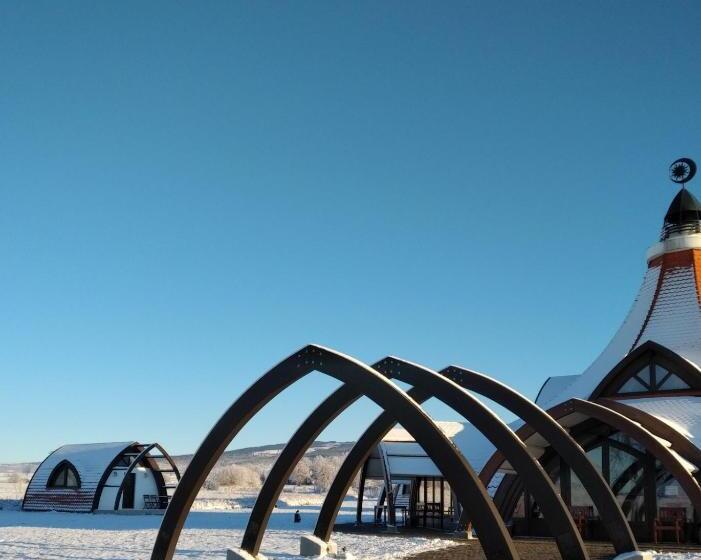 Пансион Hunnia   Huntanya