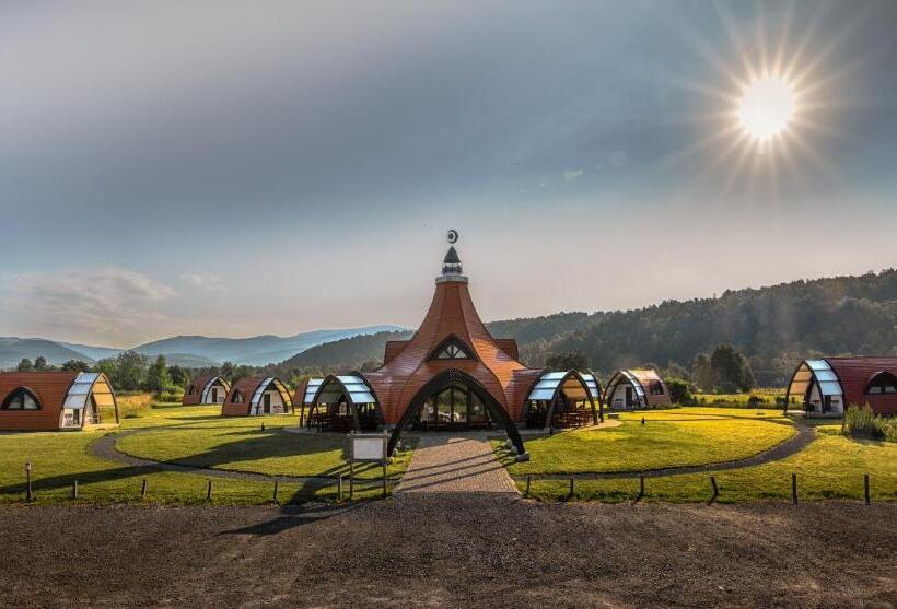 Пансион Hunnia   Huntanya