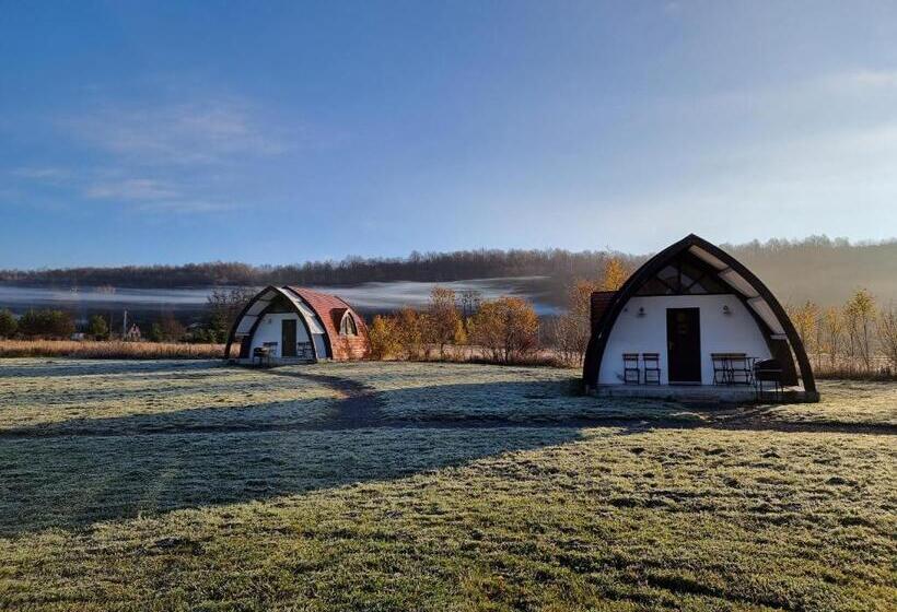 Пансион Hunnia   Huntanya