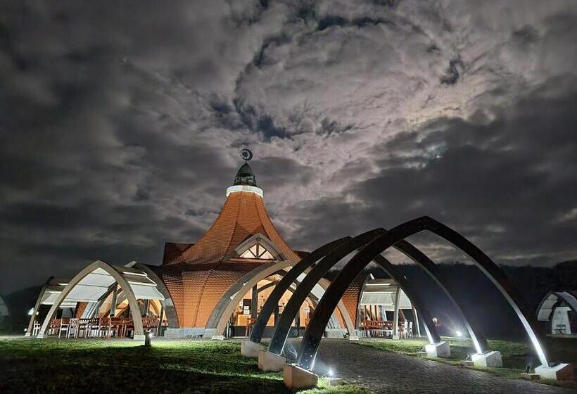 Пансион Hunnia   Huntanya