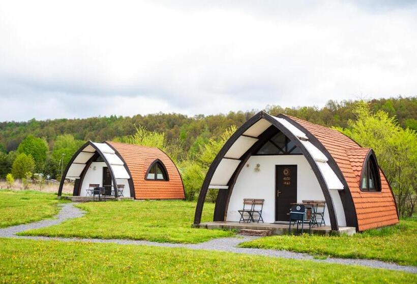 Пансион Hunnia   Huntanya