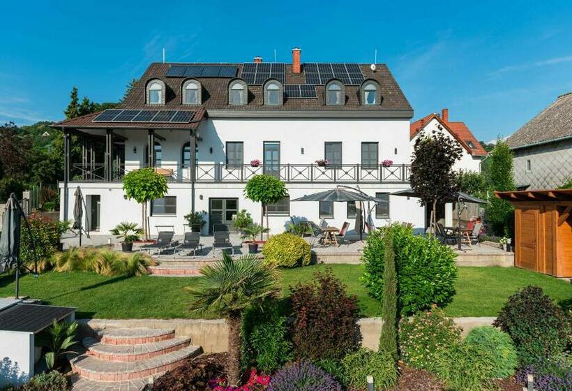 ペンション Katzer Villa