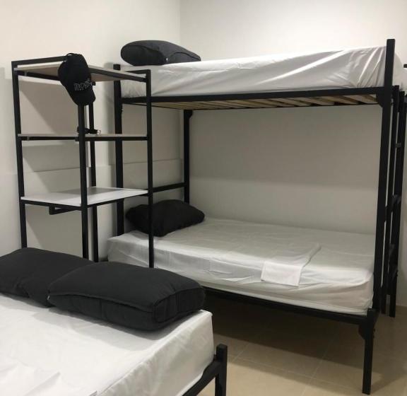 פנסיון Kava Casa Hostal