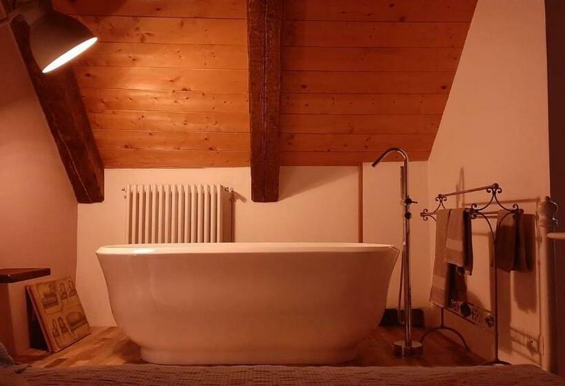 بنسيون Locanda Del Sasso Rooms