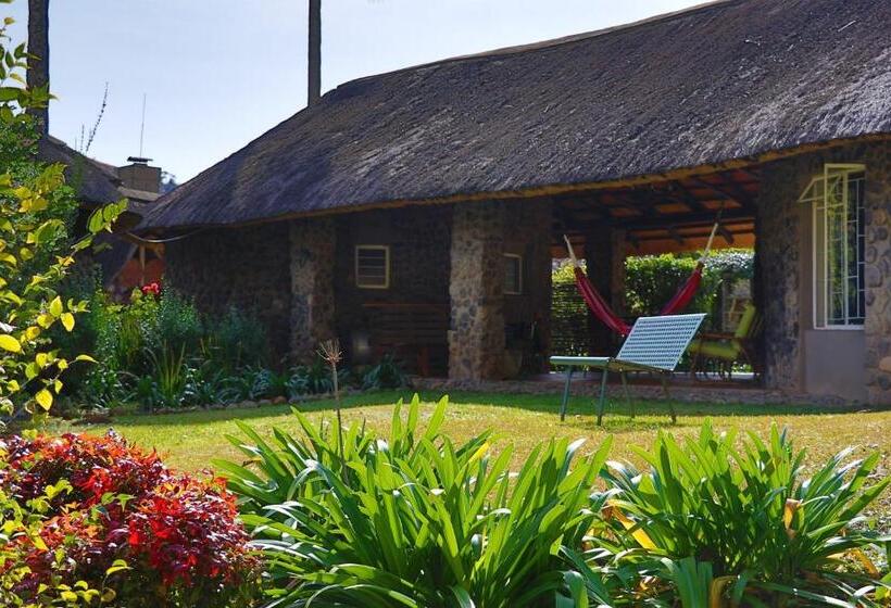 بنسيون Kukummi Lodge   Formerly Mackaya Bella Country Lodge