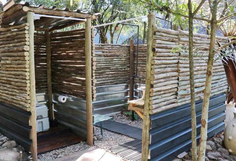 بنسيون Kukummi Lodge   Formerly Mackaya Bella Country Lodge