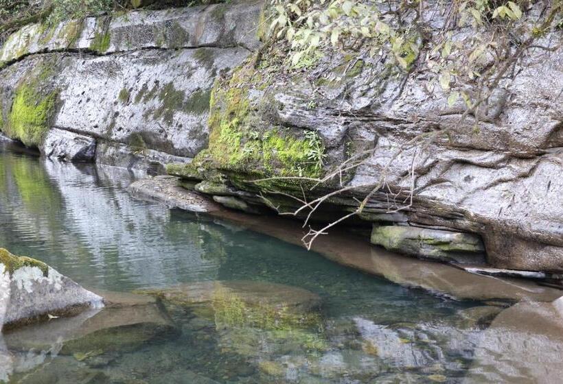 بنسيون Kukummi Lodge   Formerly Mackaya Bella Country Lodge