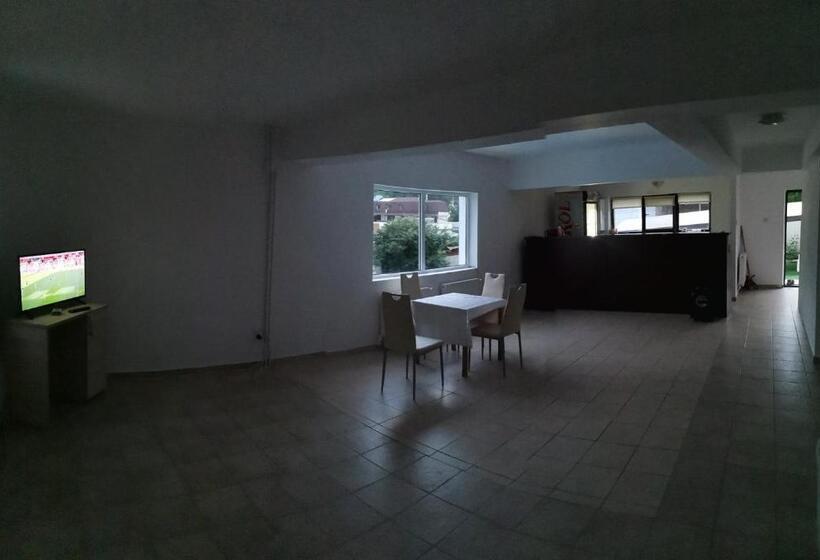 Пансион Natalia Guesthouse