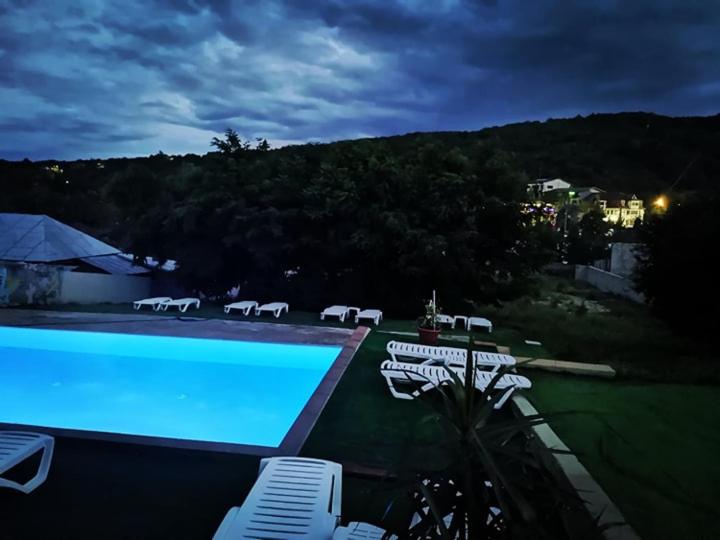 Пансион Natalia Guesthouse