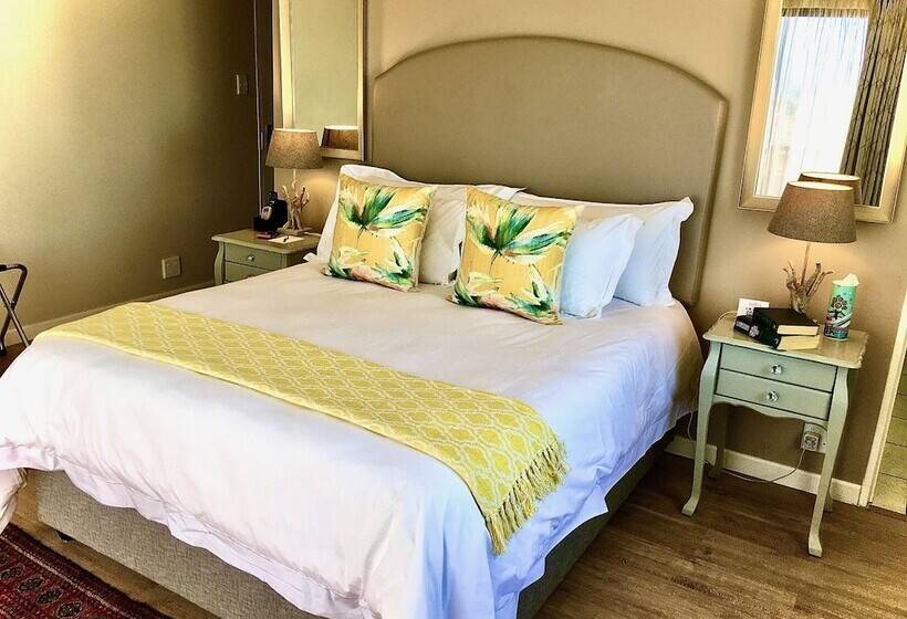 بنسيون Paperbark Manor