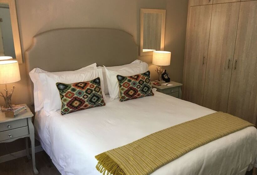 بنسيون Paperbark Manor