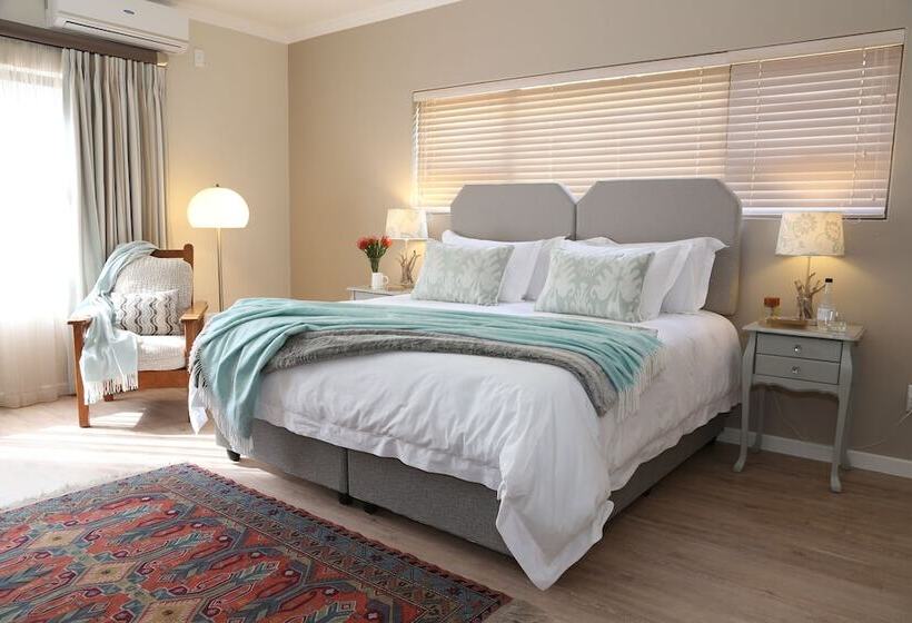 بنسيون Paperbark Manor