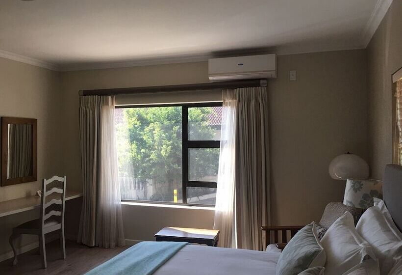 بنسيون Paperbark Manor