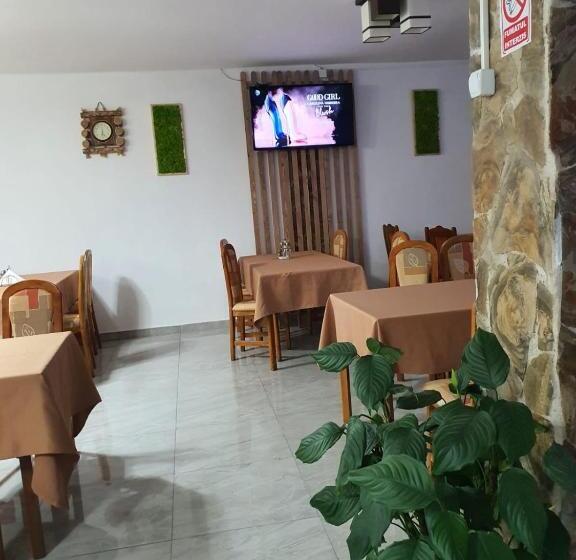 膳宿费 Popas Turistic Padis