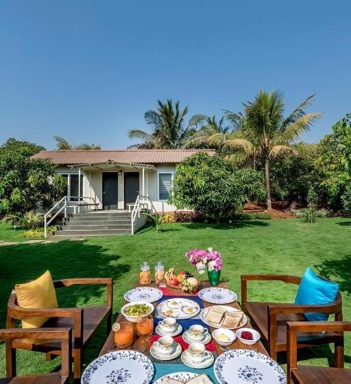 פנסיון Saffronstays Casa Manga, Karjat   Pet Friendly Pool Villa Near Nd S Film World And Saltt