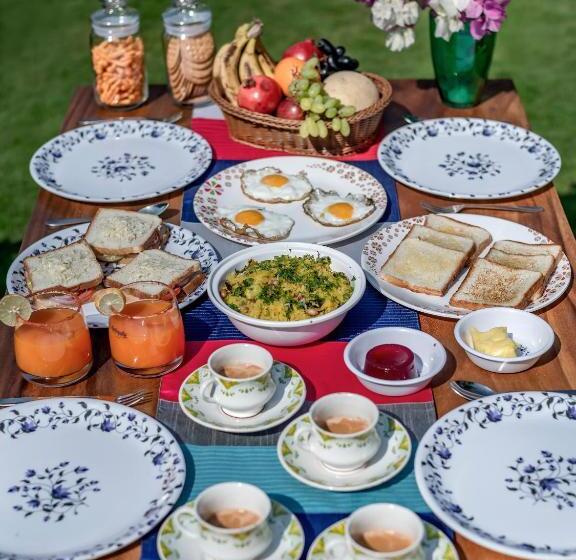 פנסיון Saffronstays Casa Manga, Karjat   Pet Friendly Pool Villa Near Nd S Film World And Saltt