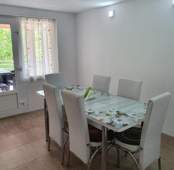 ペンション Sergilliohouse