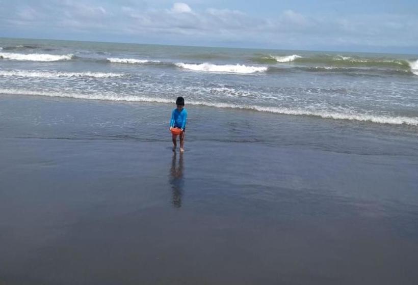 פנסיון Zéfiro Hostal