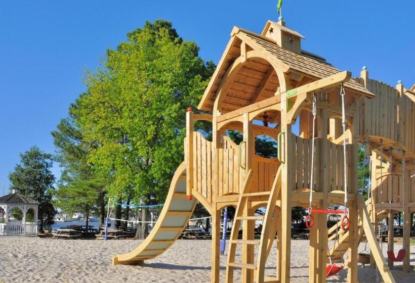 منتجع Inn At Haven Harbour