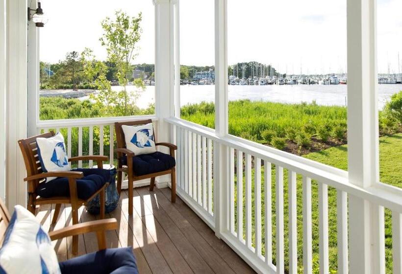 منتجع Inn At Haven Harbour