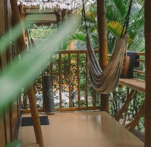 منتجع Orion Healing Centre