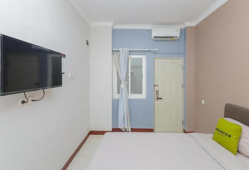 Urbanview Hotel Syariah Near Gelora Delta Sidoarjo