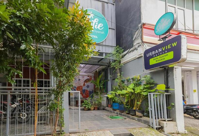 Urbanview Hotel Syariah Near Gelora Delta Sidoarjo