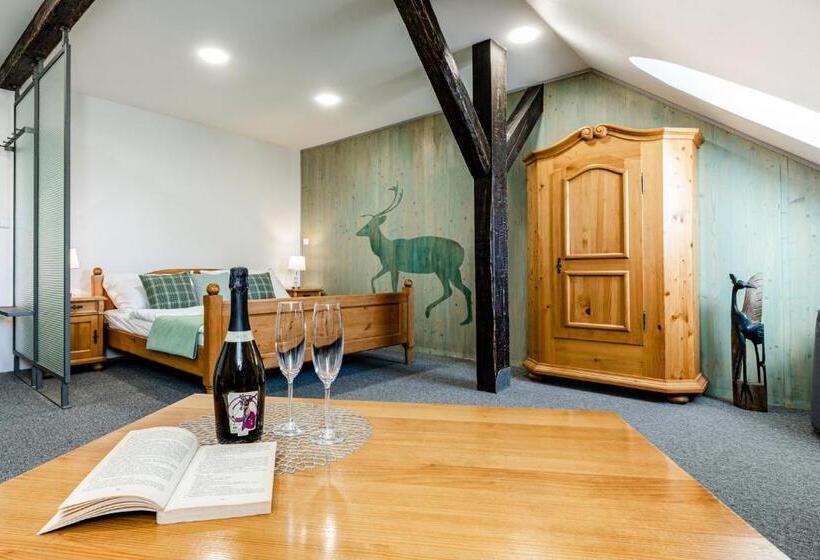 Wellness Hotel Zámeček