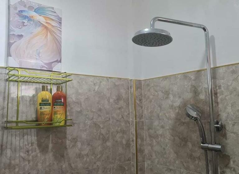 הוסטל Aquarius   Port Barton