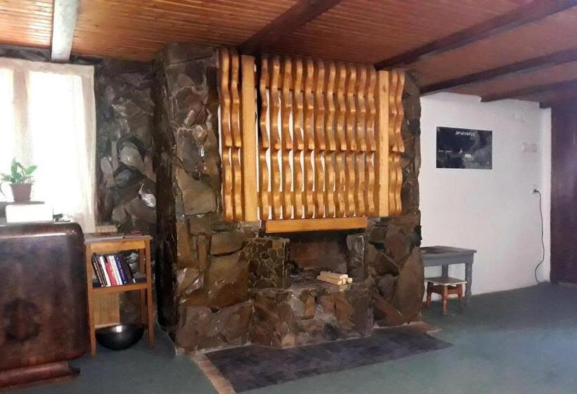 فندق صغير Dzherelo