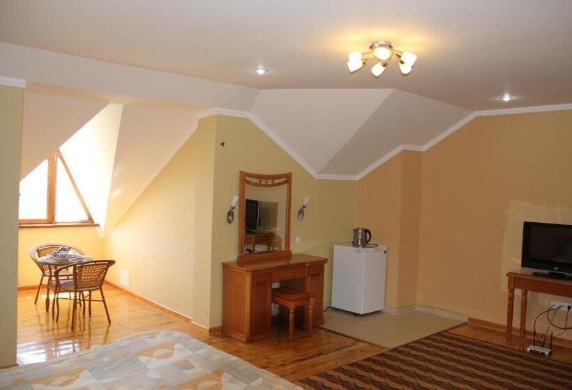 فندق صغير Green Canyon Uzbekistan