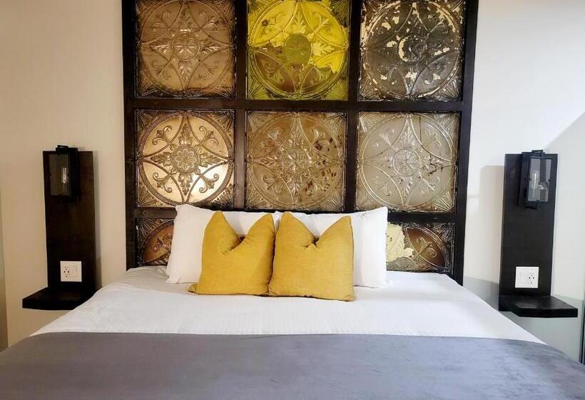 فندق صغير Heart & Hops Brewery Suites