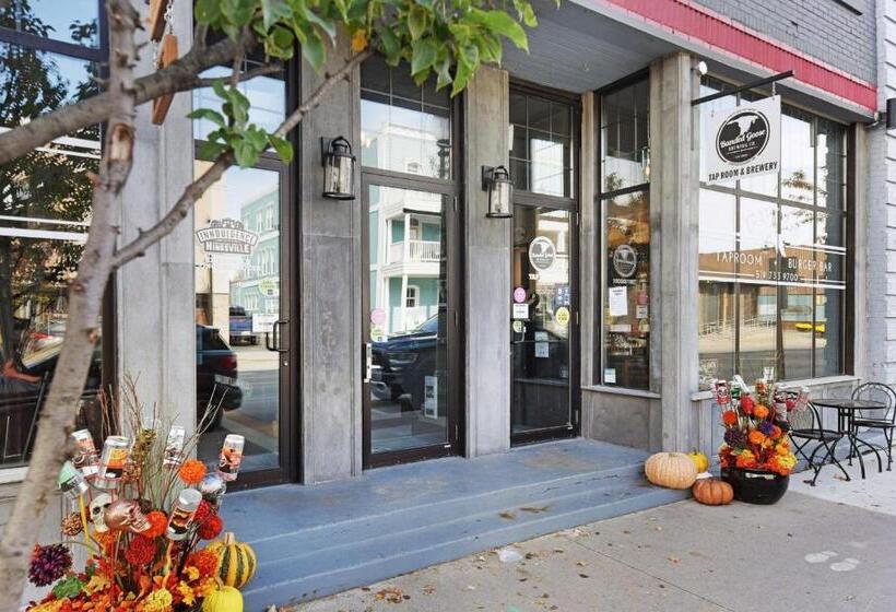 فندق صغير Heart & Hops Brewery Suites