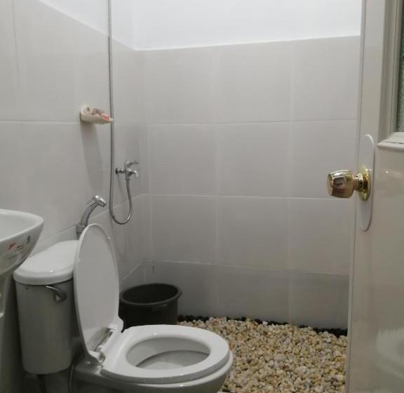 ユースホステル Mil's Hillside Tourist Inn