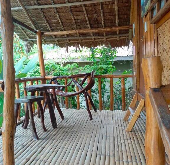 ユースホステル Mil's Hillside Tourist Inn